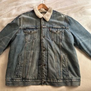 Levis Sherpa Jean Jacket